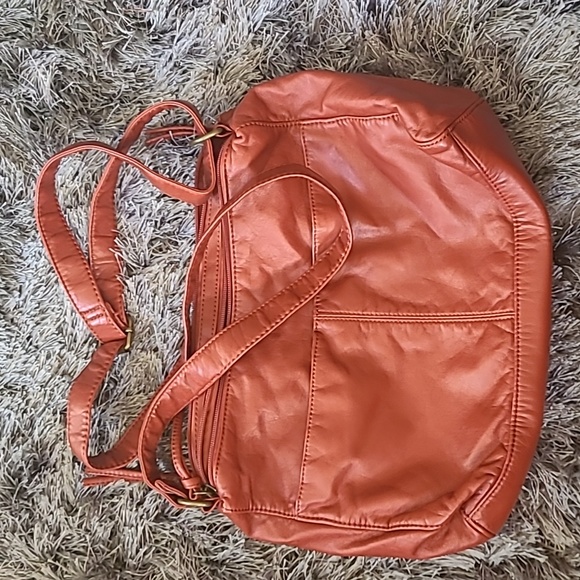 Cross body - Picture 2 of 2